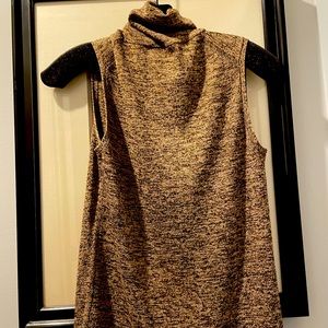 Veronica Beard tank turtle neck.  Size small.Black and tan—great layering piece